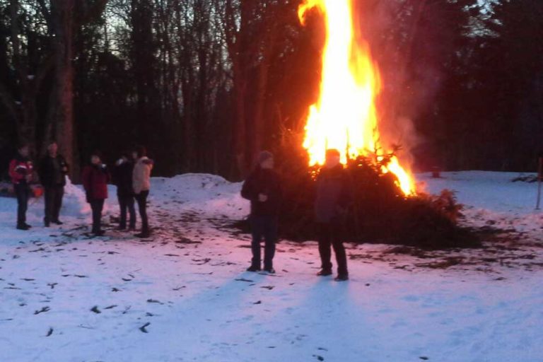Hutzelfeuer-Rhoenhaus